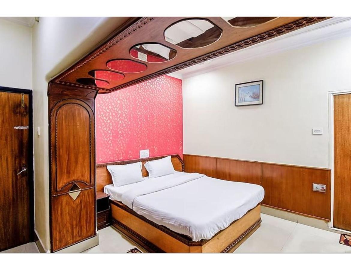 Hotel Heera, 加尔各答 外观 照片